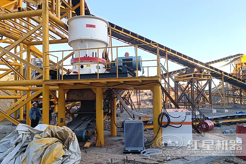 玄武岩破碎生产线安装现场 玄武岩破碎生产线安装现场