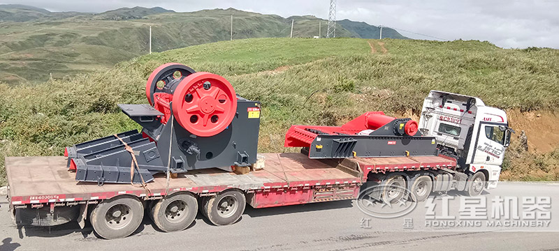 碎煤现场,鄂破运往客户场地 碎煤现场,鄂破运往客户场地