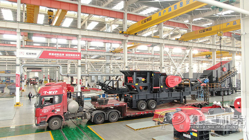 轮胎移动大块石头破碎站 轮胎移动大块石头破碎站