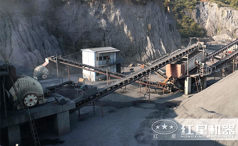 PCZ1615锤式沙石破碎机生产现场实拍 PCZ1615锤式沙石破碎机生产现场实拍