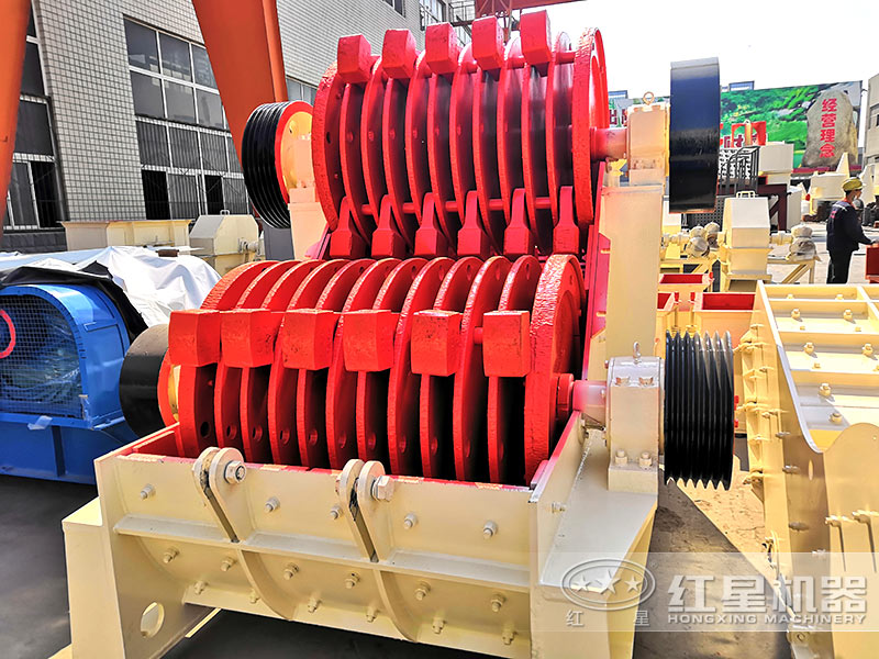 双级破碎机内部结构实拍图 双级破碎机内部结构实拍图