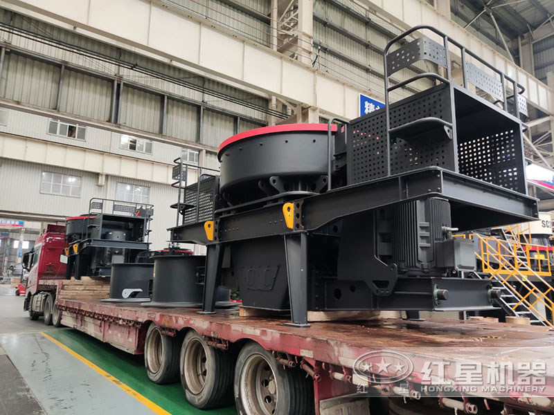 �ײ��û���ʯͷ����ɳ�ӻ�������