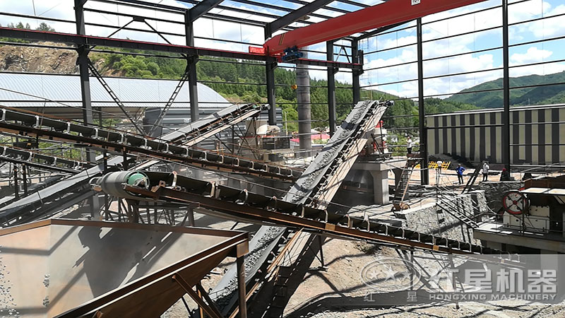 鄂破+圆锥破+冲击式制砂机 鄂破+圆锥破+冲击式制砂机