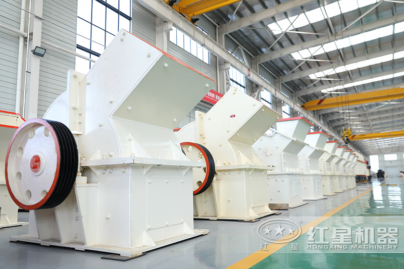 小型锤式破碎机-800锤破车间展示 小型锤式破碎机-800锤破车间展示