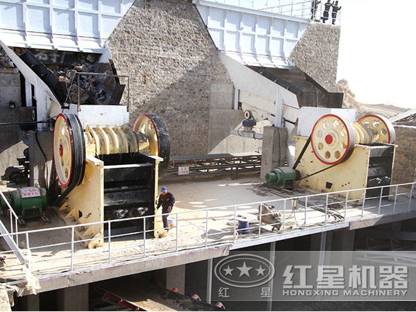 ����ʯͷ������ֳ�ʵ��