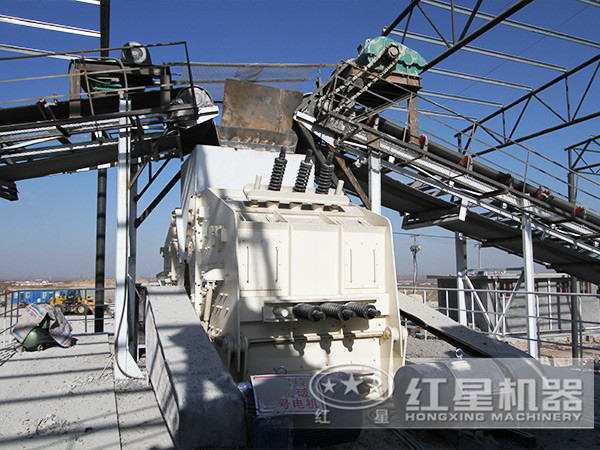 С�ͷ���ʯ������������ֳ�