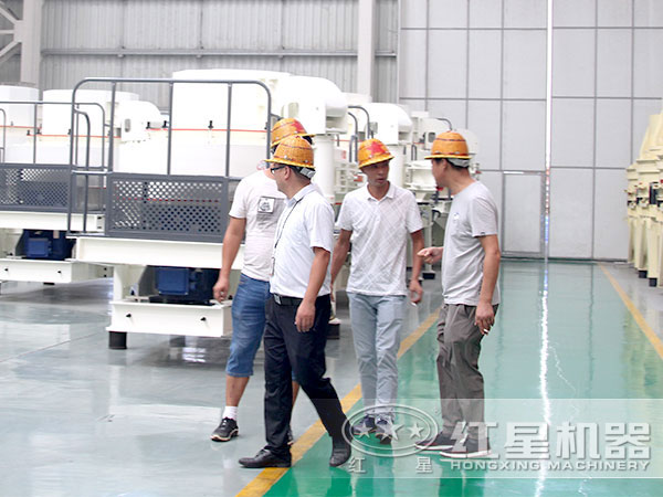 �ͻ������ײ�����ɰ������