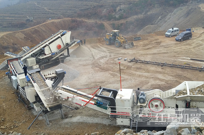 ����һ�ƶ�ʯͷ�����