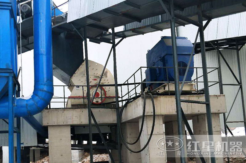 阳泉生产现场之重锤破 阳泉生产现场之重锤破