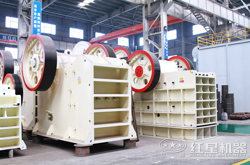 �ʽ�����