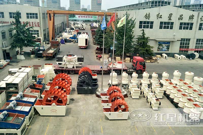 �ײ��û��������кܶ��������С��������ɳ��