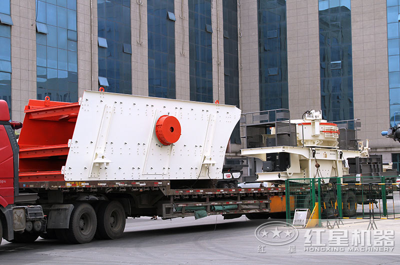 �ײ���ʯͷ��ɰ������������